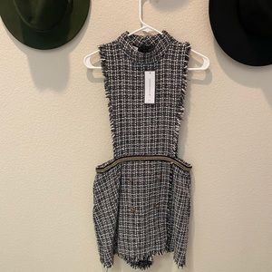 Goodnight macaroon black and white romper